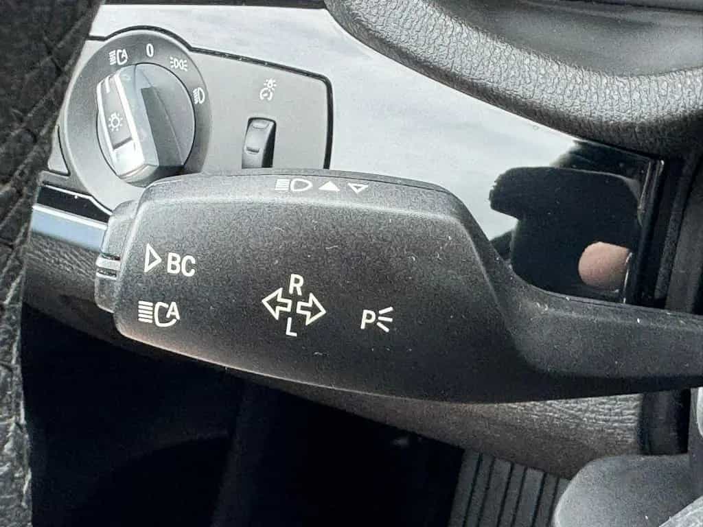 BMW X4 xDrive30 d | AHK | HUD | NAVI | XENON | STHZG 02/2016-photo-13
