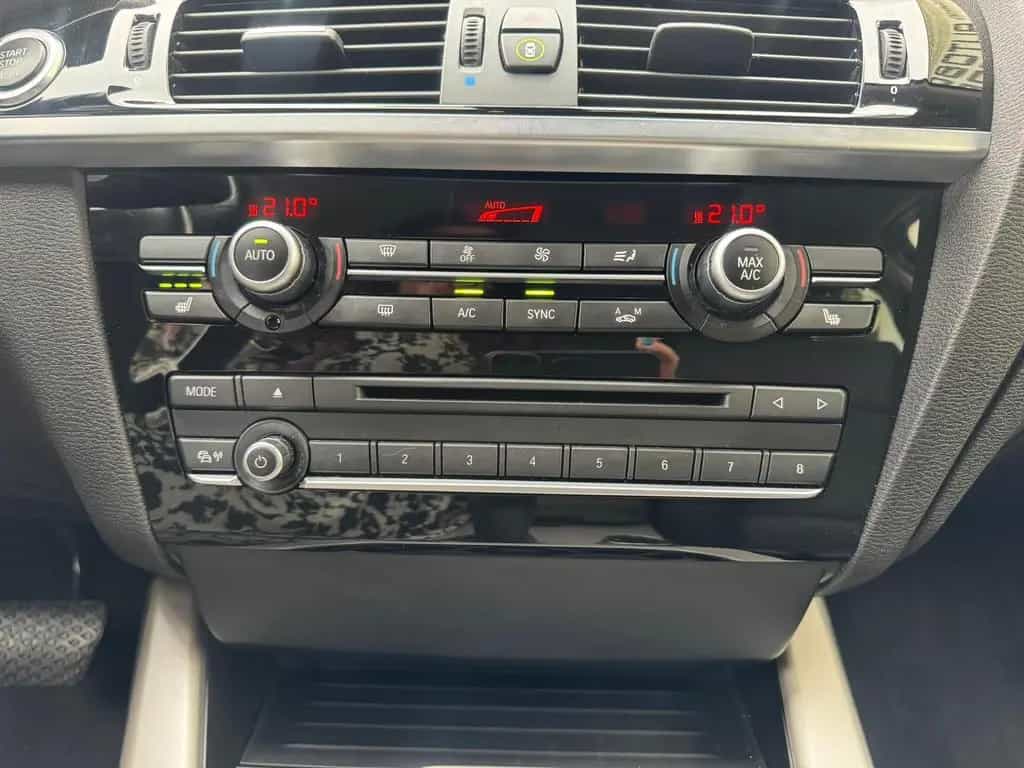 BMW X4 xDrive30 d | AHK | HUD | NAVI | XENON | STHZG 02/2016-photo-16