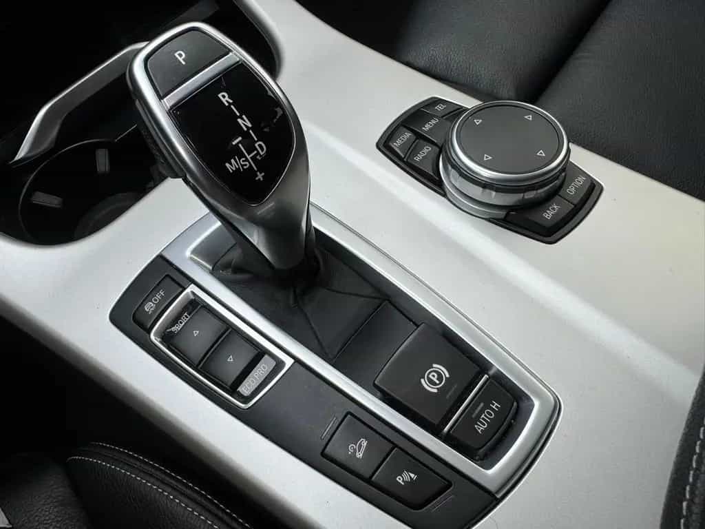 BMW X4 xDrive30 d | AHK | HUD | NAVI | XENON | STHZG 02/2016-photo-17