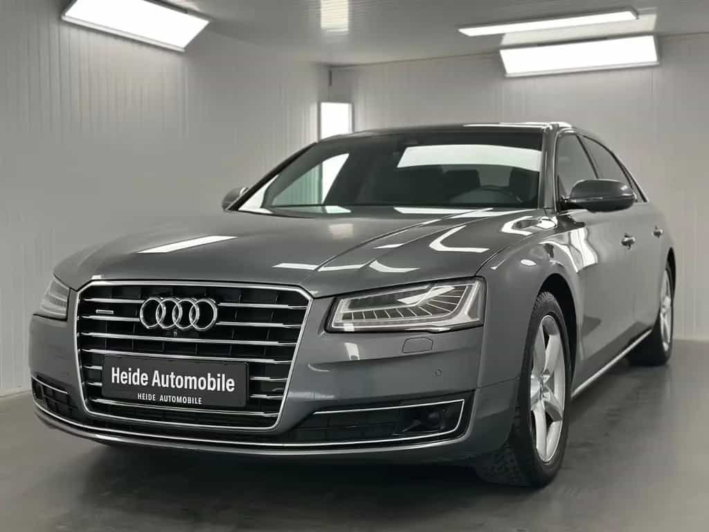 Audi A8 3.0 TDI L QUATTRO 1.HAND PANO BOSE 360° 10/2017-photo-0