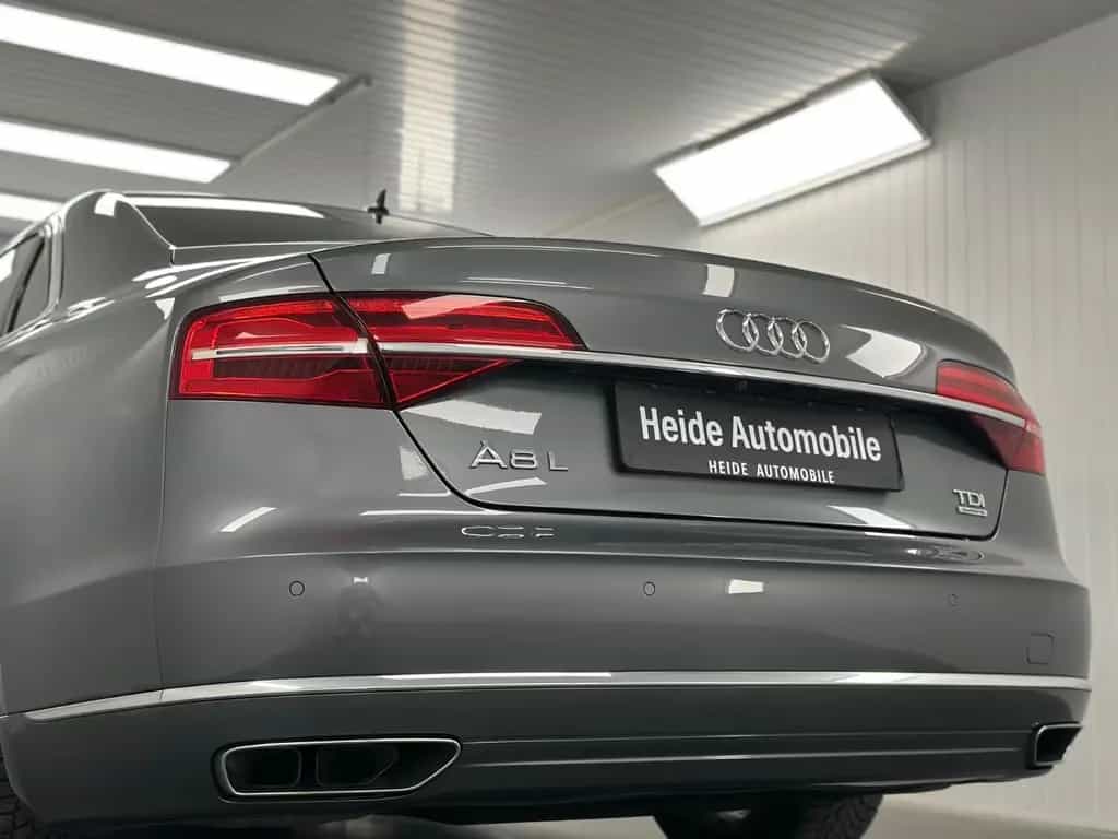 Audi A8 3.0 TDI L QUATTRO 1.HAND PANO BOSE 360° 10/2017-photo-10