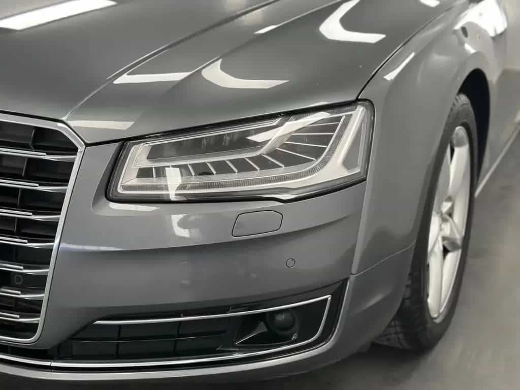 Audi A8 3.0 TDI L QUATTRO 1.HAND PANO BOSE 360° 10/2017-photo-12