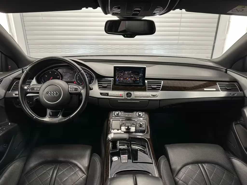 Audi A8 3.0 TDI L QUATTRO 1.HAND PANO BOSE 360° 10/2017-photo-19