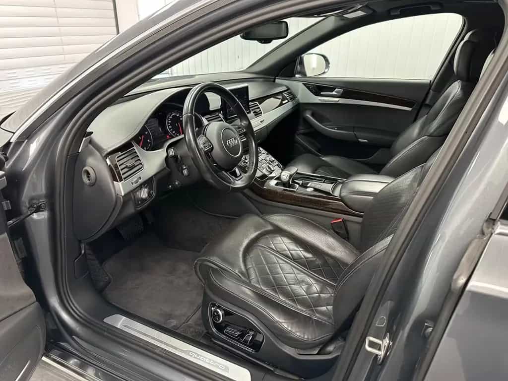 Audi A8 3.0 TDI L QUATTRO 1.HAND PANO BOSE 360° 10/2017-photo-20