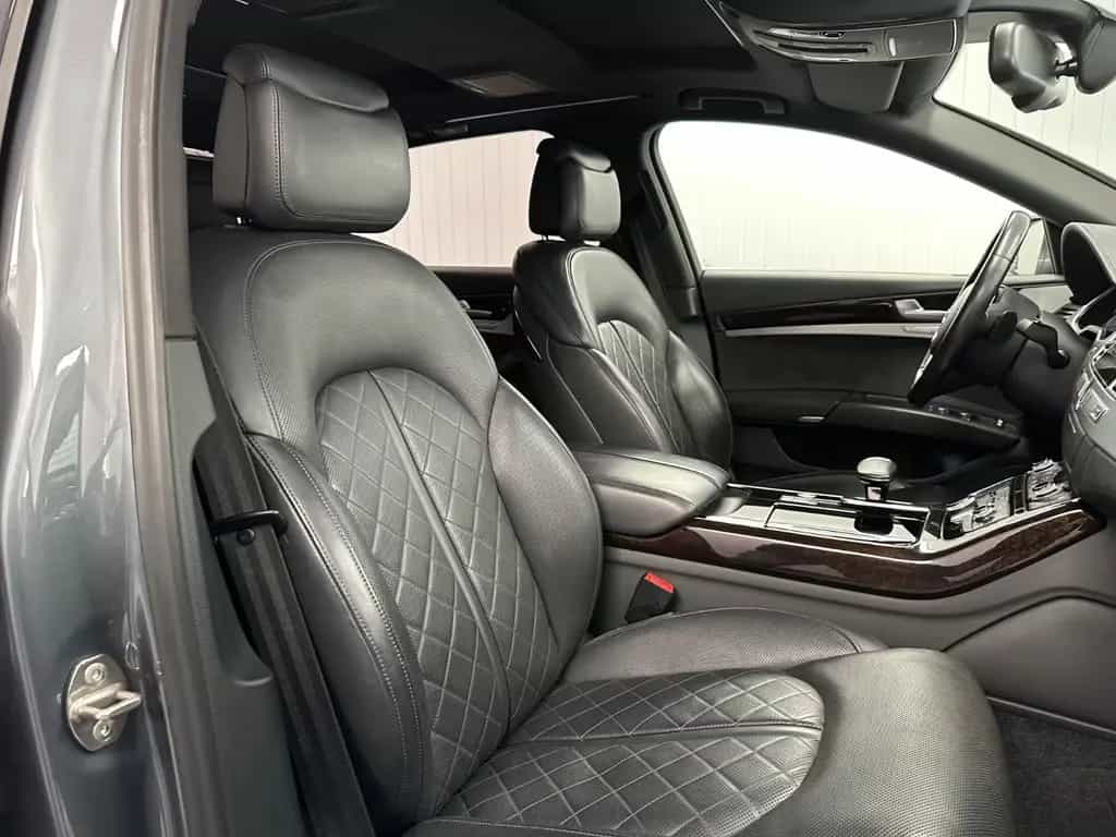 Audi A8 3.0 TDI L QUATTRO 1.HAND PANO BOSE 360° 10/2017-photo-23