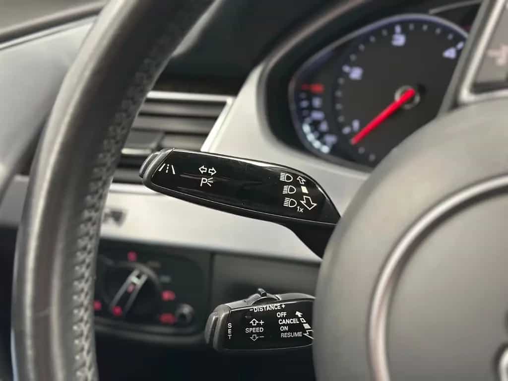Audi A8 3.0 TDI L QUATTRO 1.HAND PANO BOSE 360° 10/2017-photo-27
