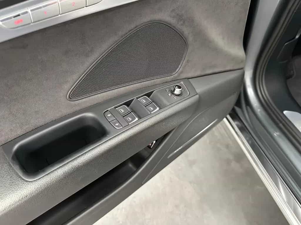 Audi A8 3.0 TDI L QUATTRO 1.HAND PANO BOSE 360° 10/2017-photo-45