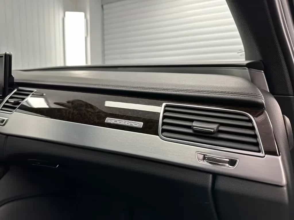 Audi A8 3.0 TDI L QUATTRO 1.HAND PANO BOSE 360° 10/2017-photo-47