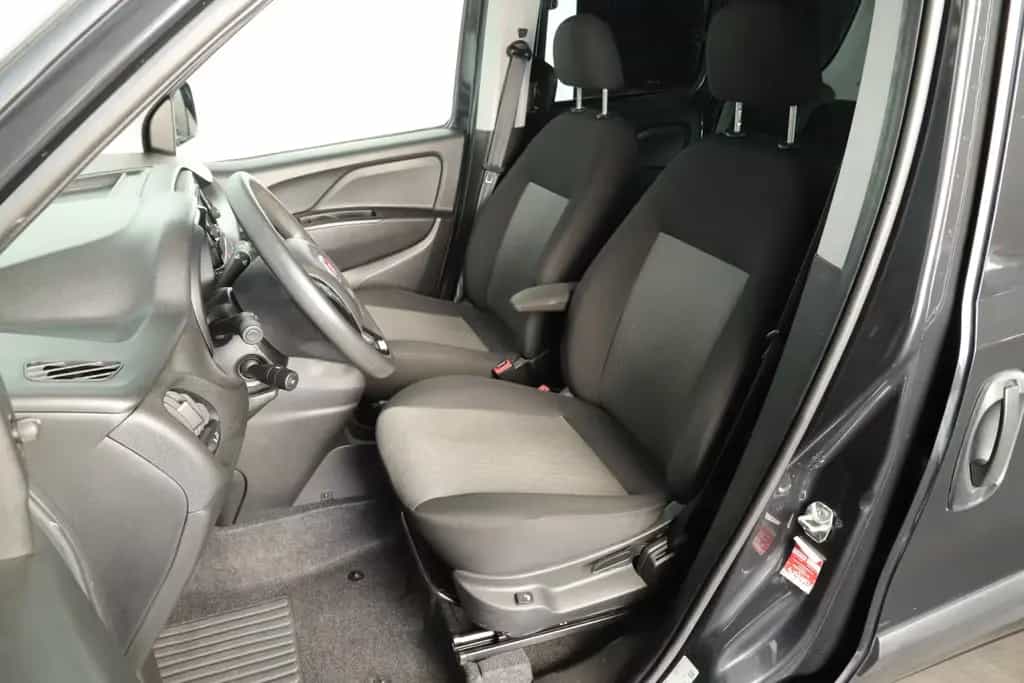 Fiat Doblo 1.4 T-Jet 16V Lounge KD+TÜV NEU SELTE 11/2019-photo-14