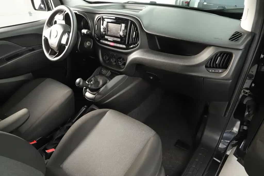 Fiat Doblo 1.4 T-Jet 16V Lounge KD+TÜV NEU SELTE 11/2019-photo-24