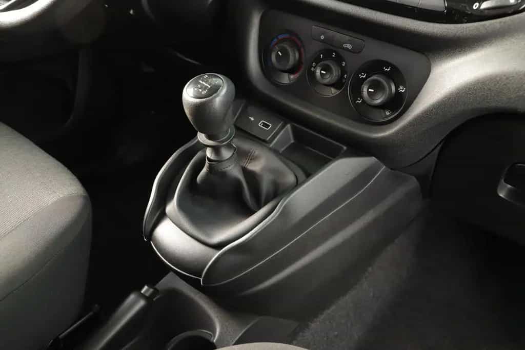 Fiat Doblo 1.4 T-Jet 16V Lounge KD+TÜV NEU SELTE 11/2019-photo-25