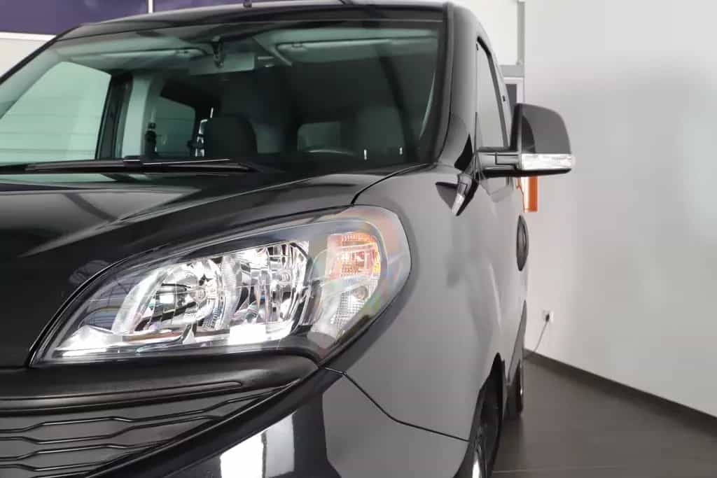 Fiat Doblo 1.4 T-Jet 16V Lounge KD+TÜV NEU SELTE 11/2019-photo-3