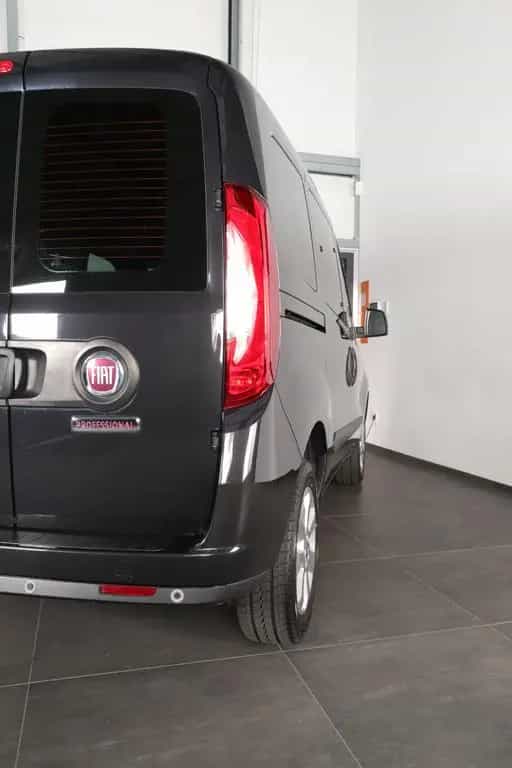 Fiat Doblo 1.4 T-Jet 16V Lounge KD+TÜV NEU SELTE 11/2019-photo-34