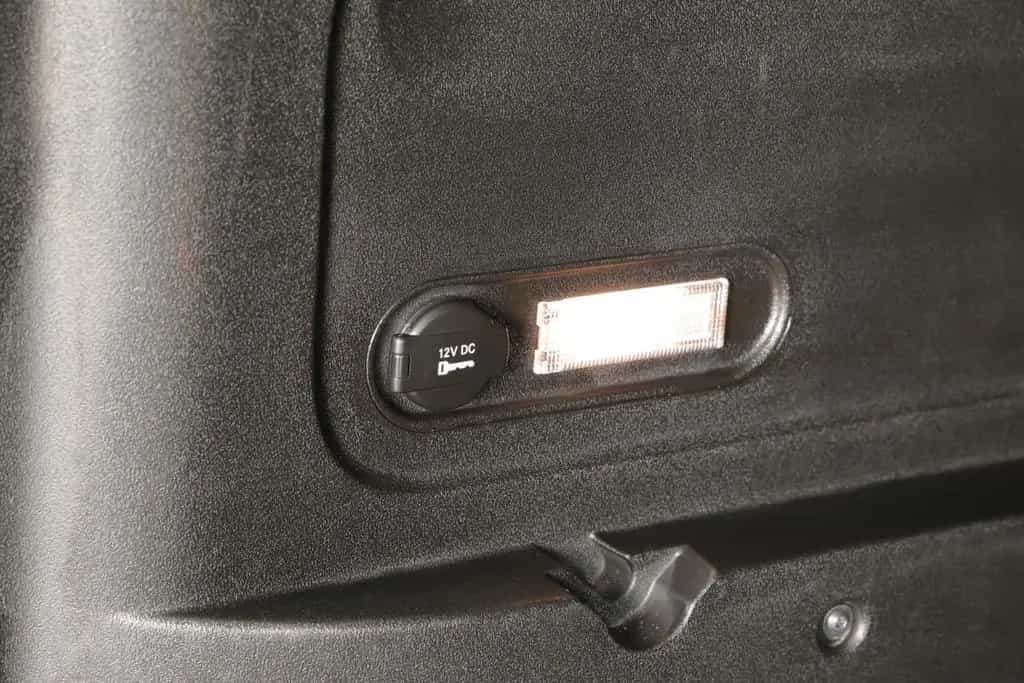 Fiat Doblo 1.4 T-Jet 16V Lounge KD+TÜV NEU SELTE 11/2019-photo-38