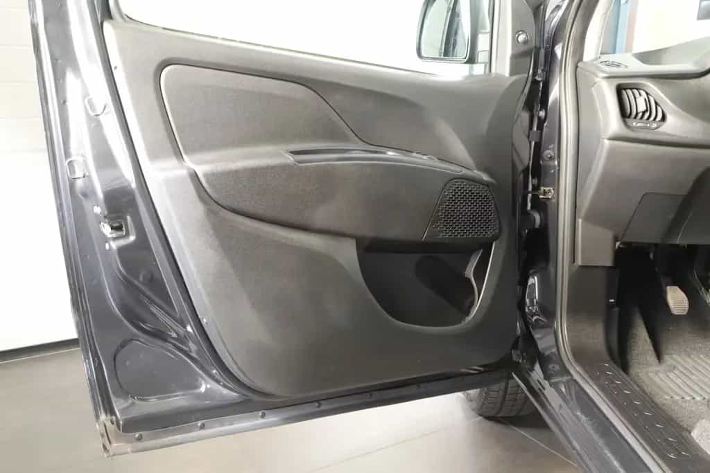Fiat Doblo 1.4 T-Jet 16V Lounge KD+TÜV NEU SELTE 11/2019-photo-6