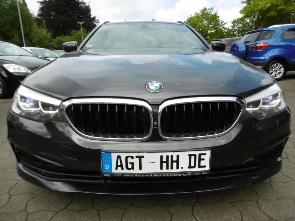 BMW 520 dA Touring Sport Line HUD LED Leder Nav Pano 06/2019-photo-13