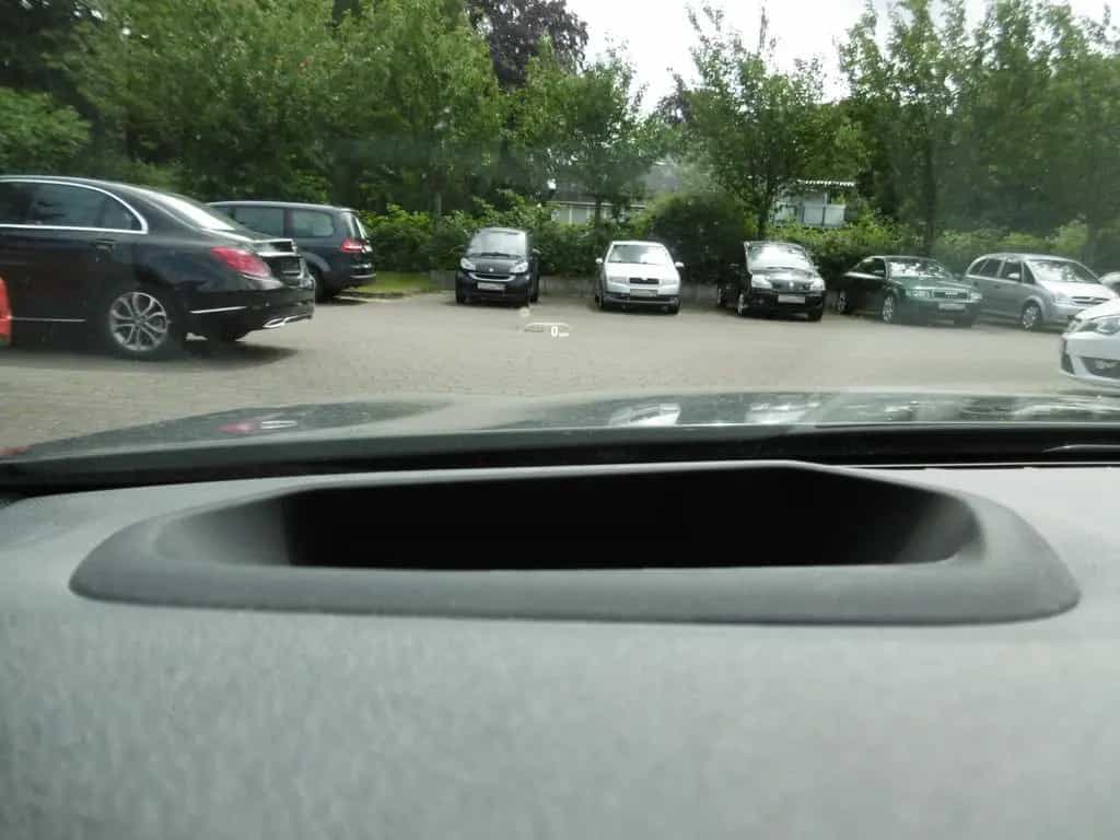 BMW 520 dA Touring Sport Line HUD LED Leder Nav Pano 06/2019-photo-9