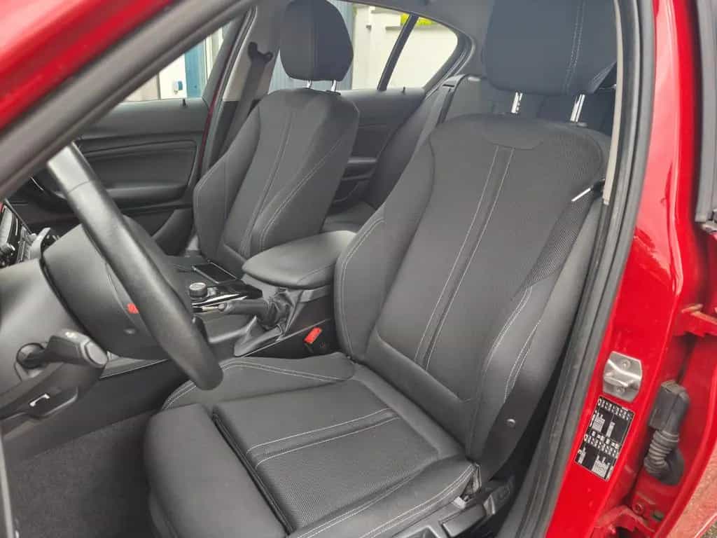 BMW 118 i Sport Line *LED*SHZ*PDC*Tempomat*8Fach* 09/2019-photo-12
