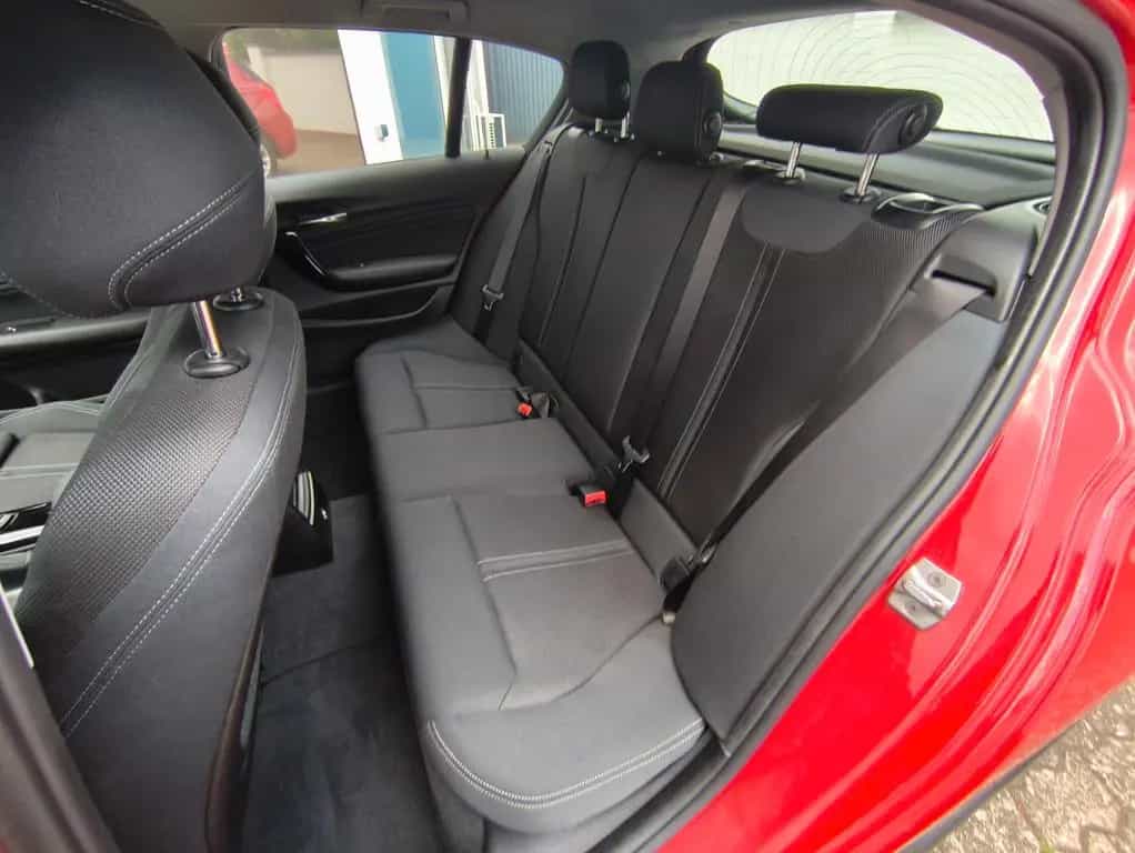 BMW 118 i Sport Line *LED*SHZ*PDC*Tempomat*8Fach* 09/2019-photo-13