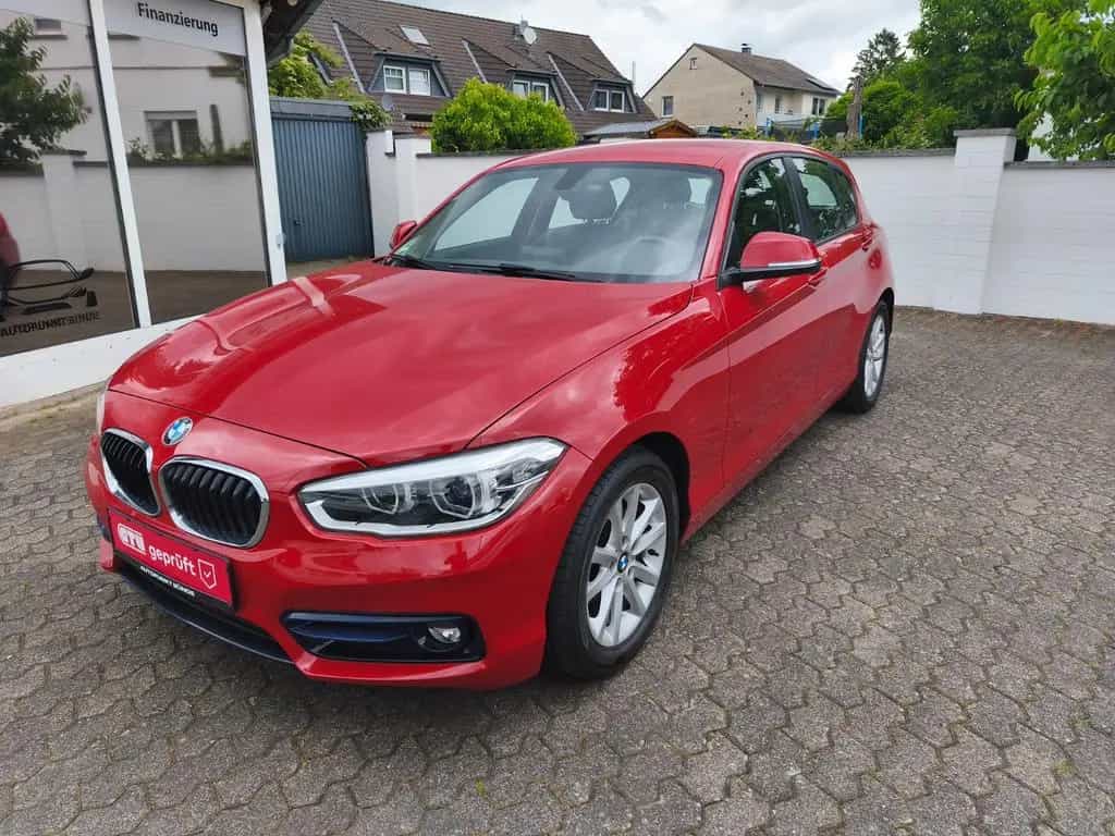 BMW 118 i Sport Line *LED*SHZ*PDC*Tempomat*8Fach* 09/2019-photo-27
