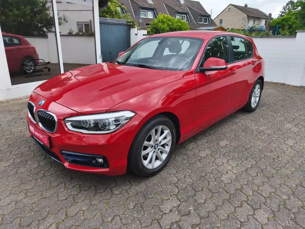 BMW 118 i Sport Line *LED*SHZ*PDC*Tempomat*8Fach* 09/2019-photo-28