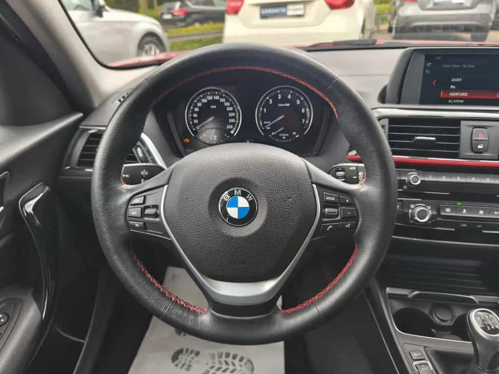 BMW 118 i Sport Line *LED*SHZ*PDC*Tempomat*8Fach* 09/2019-photo-5