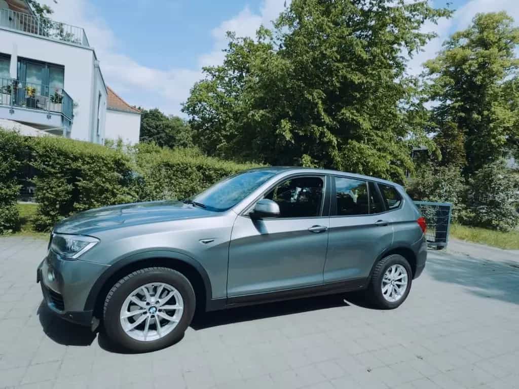 BMW X3 sDrive18d | Top Zustand | Nue TÜV 02/2014-photo-0