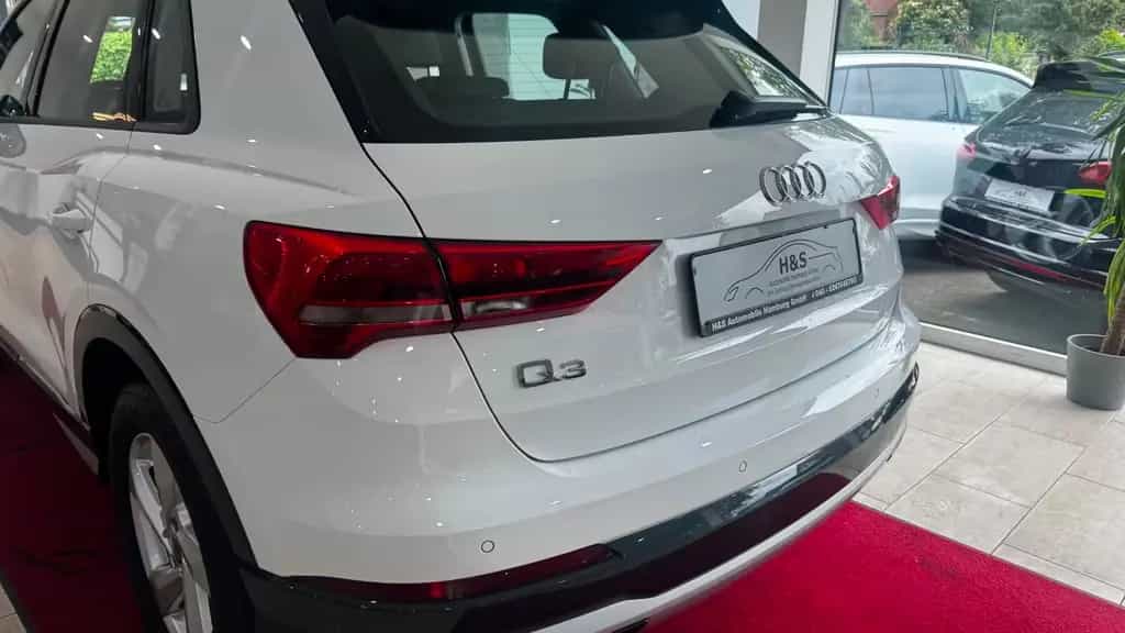 Audi Q3 35 TFSI advanced 08/2023-photo-3
