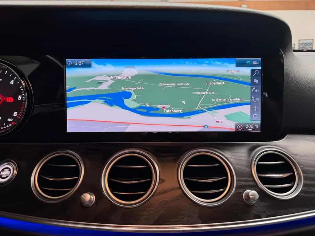 Mercedes-Benz E 220 d 9G-TRONIC Avantgarde LED/ASSIST+/194PS 12/2018-photo-13
