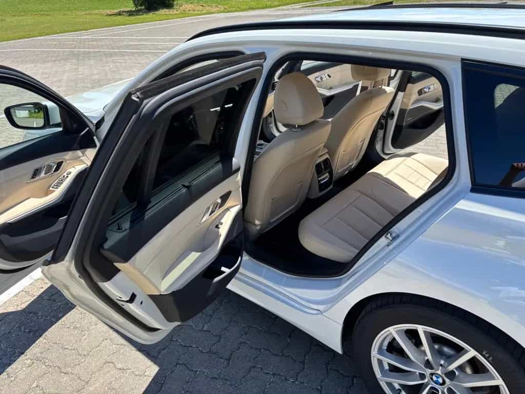 BMW 330 d xDrive Touring Advantage Automatic Adva... 10/2019-photo-7