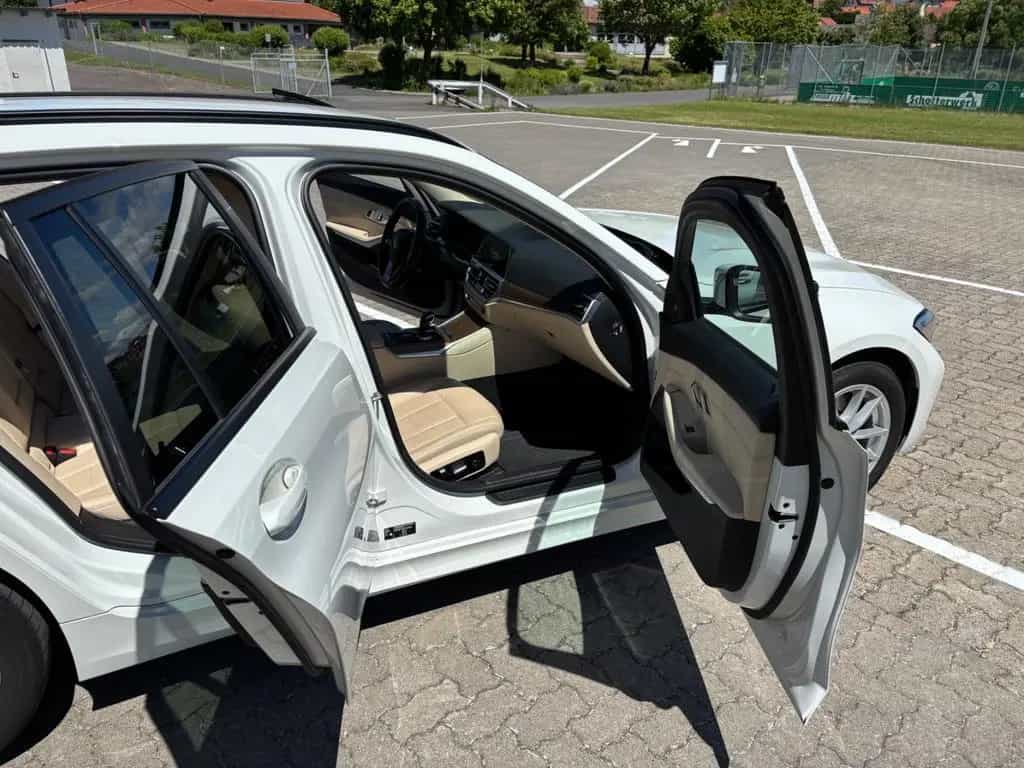 BMW 330 d xDrive Touring Advantage Automatic Adva... 10/2019-photo-8