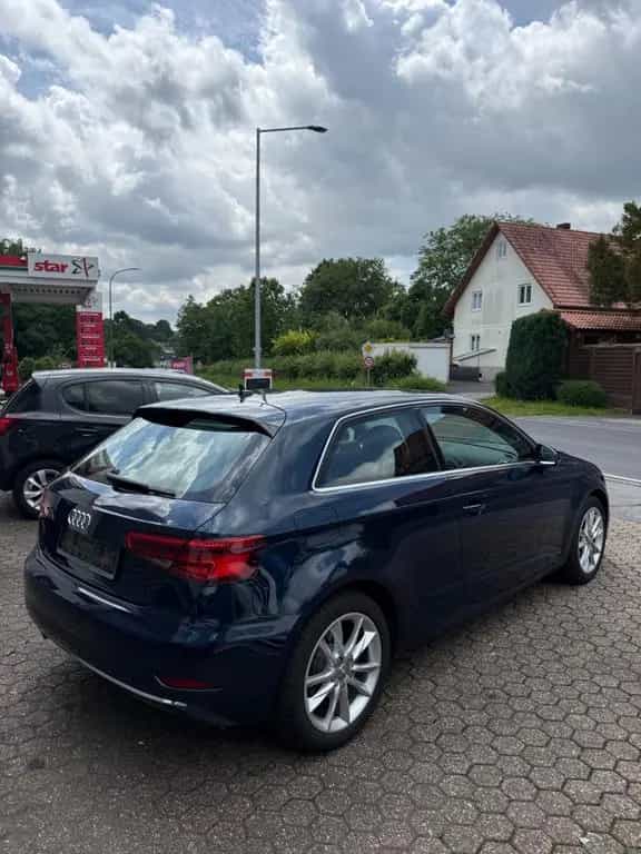 Audi A3 1.5 TFSI|Neu Tüv|s-line|77tsdkm|8Fachberreift 07/2017-photo-4