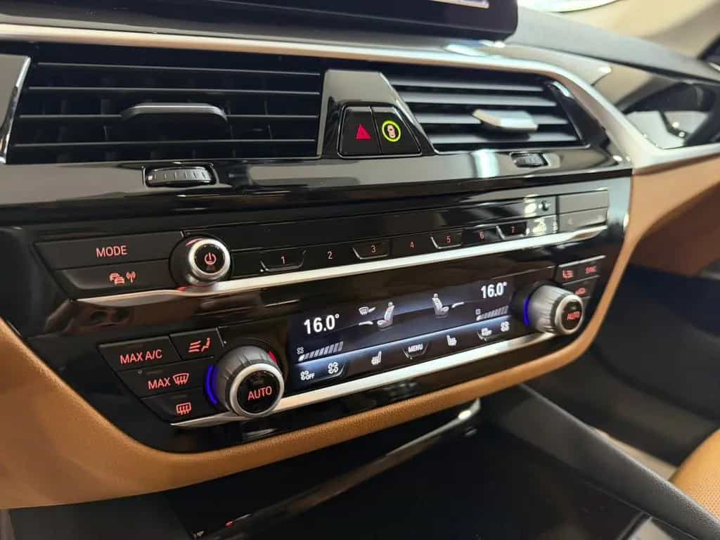 BMW 520 d xDrive Touring Steptroni*Head-Up*Driving* 10/2021-photo-18