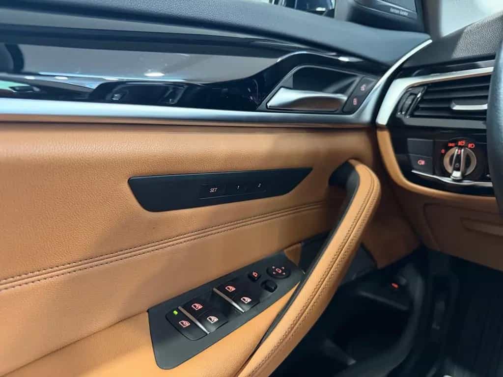 BMW 520 d xDrive Touring Steptroni*Head-Up*Driving* 10/2021-photo-20