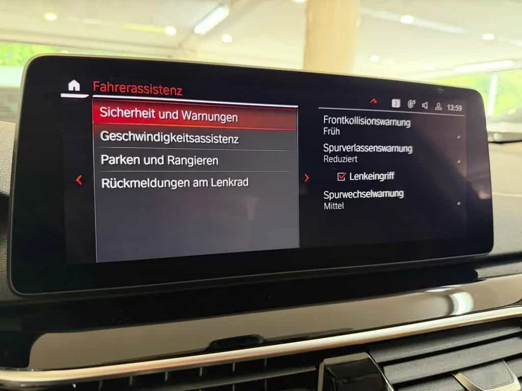 BMW 520 d xDrive Touring Steptroni*Head-Up*Driving* 10/2021-photo-27