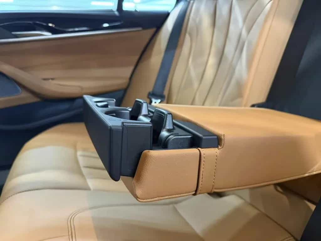BMW 520 d xDrive Touring Steptroni*Head-Up*Driving* 10/2021-photo-31