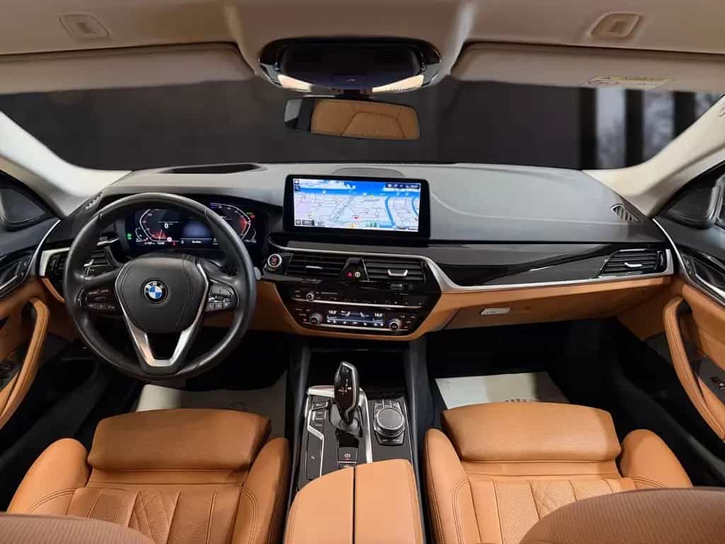 BMW 520 d xDrive Touring Steptroni*Head-Up*Driving* 10/2021-photo-9