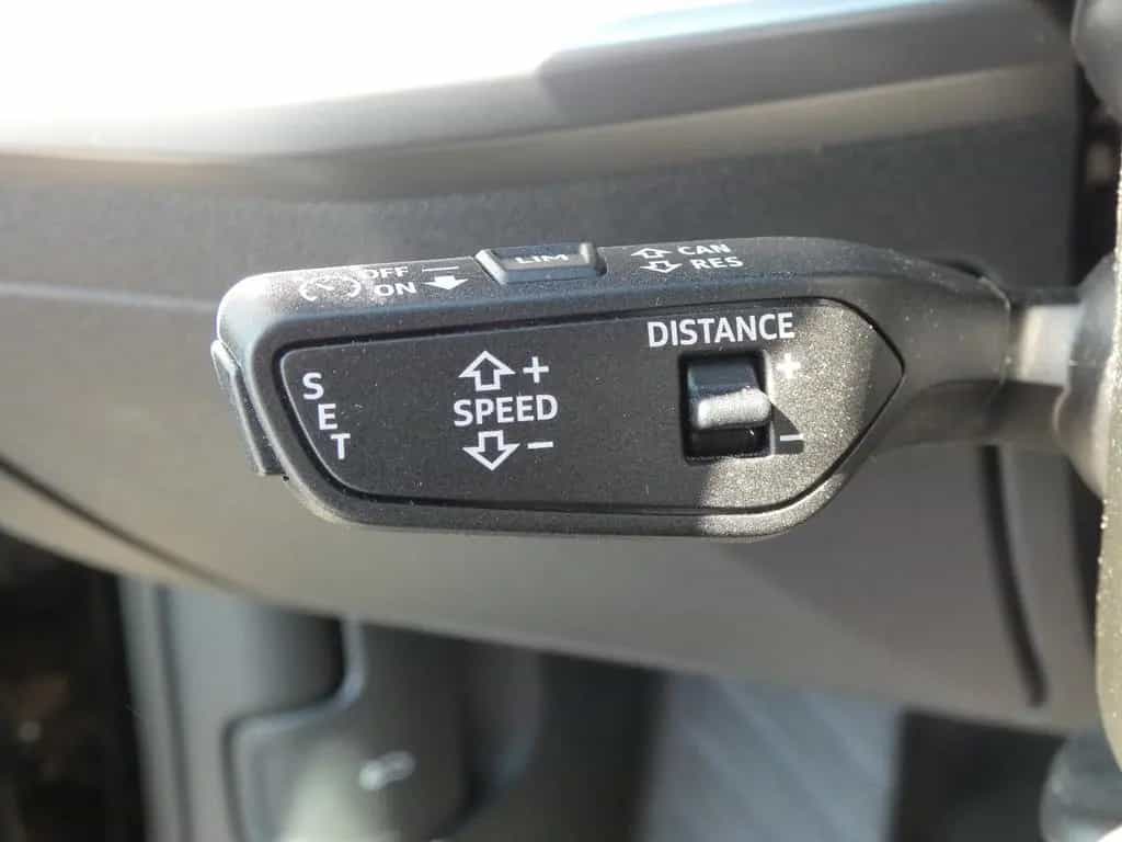 Audi A3 30 TDI Lim S tronic Advanced LED Navi ACC 18" 02/2024-photo-15