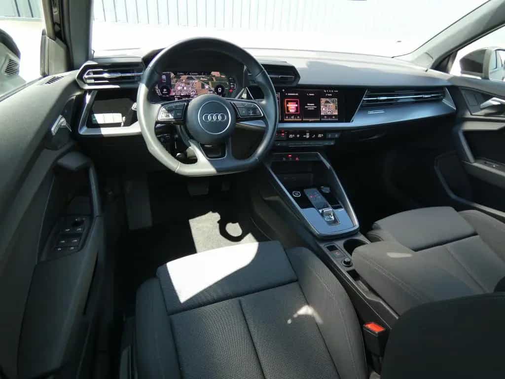 Audi A3 30 TDI Lim S tronic Advanced LED Navi ACC 18" 02/2024-photo-2