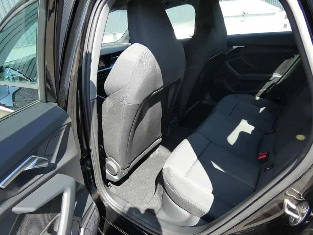 Audi A3 30 TDI Lim S tronic Advanced LED Navi ACC 18" 02/2024-photo-7