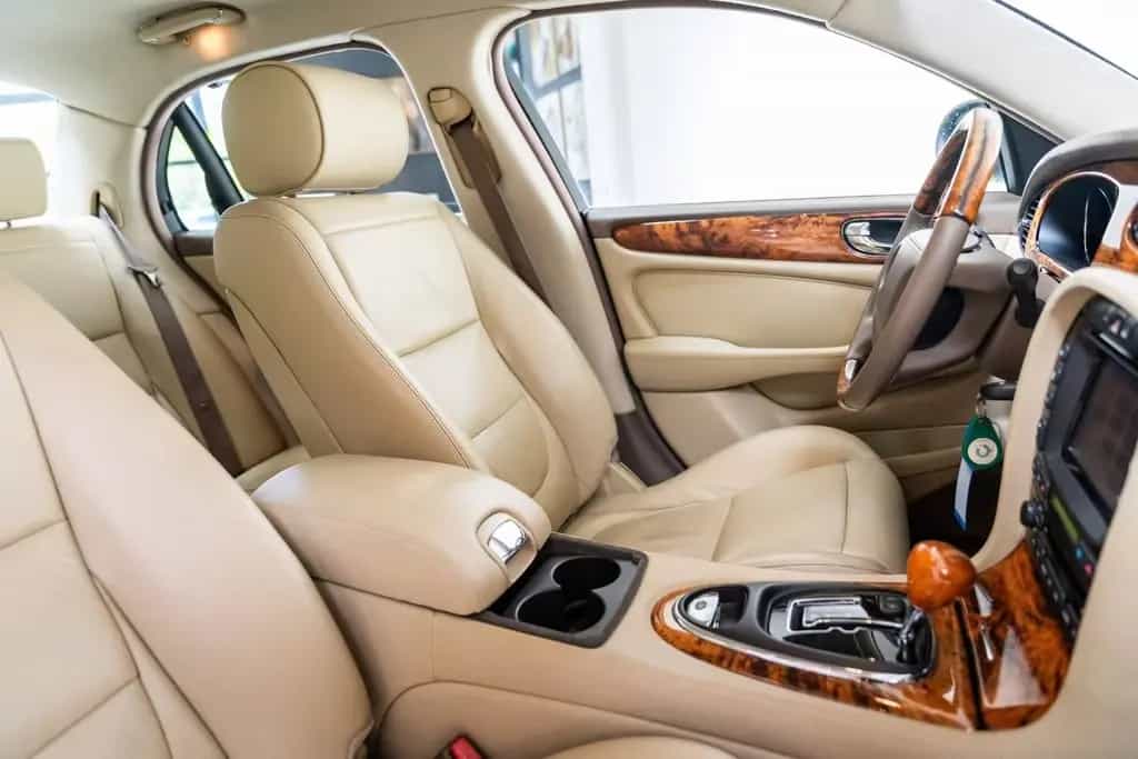 Jaguar XJ 3.5 V8 - Low Mileage - R Design - 07/2005-photo-17