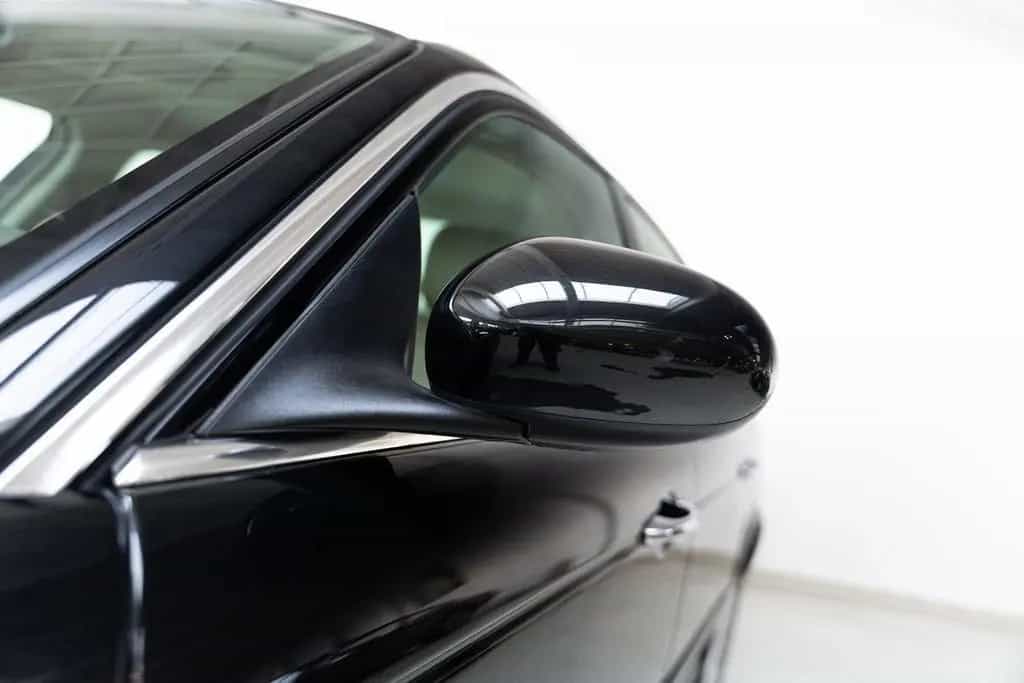 Jaguar XJ 3.5 V8 - Low Mileage - R Design - 07/2005-photo-24