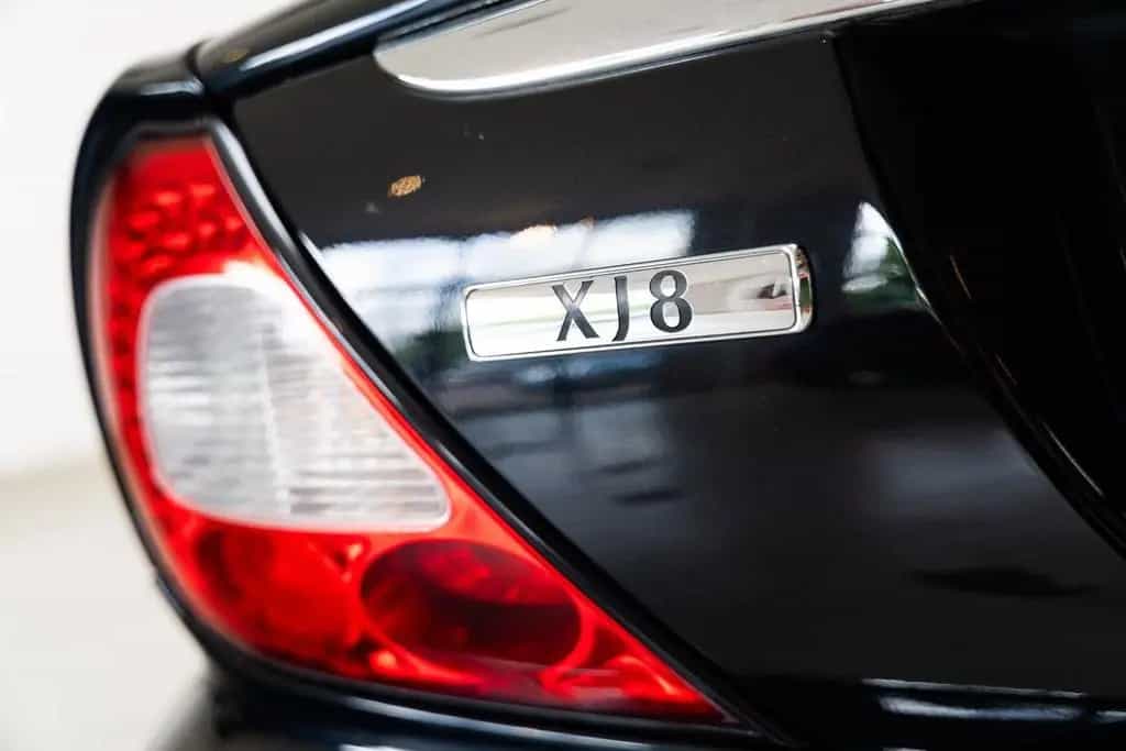 Jaguar XJ 3.5 V8 - Low Mileage - R Design - 07/2005-photo-29