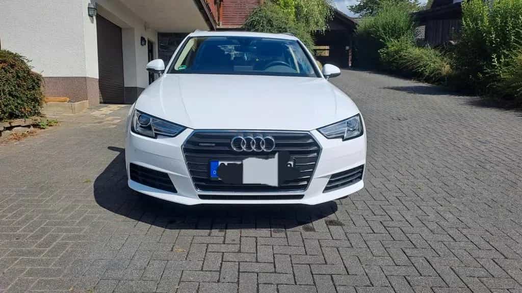 Audi A4 40 TDI S tronic quattro Avant - 09/2019-photo-0
