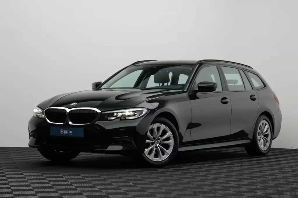 BMW 320 d Touring Panoramadach PDC LED  SHZ DAB 07/2022-photo-0