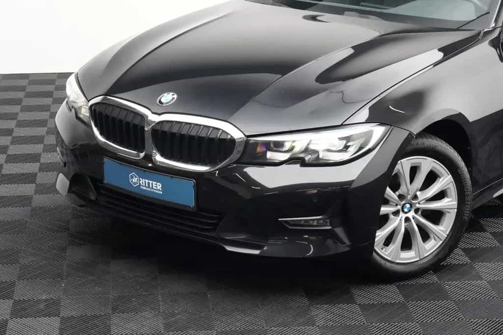 BMW 320 d Touring Panoramadach PDC LED  SHZ DAB 07/2022-photo-10