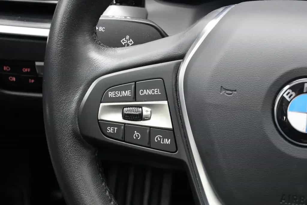 BMW 320 d Touring Panoramadach PDC LED  SHZ DAB 07/2022-photo-25
