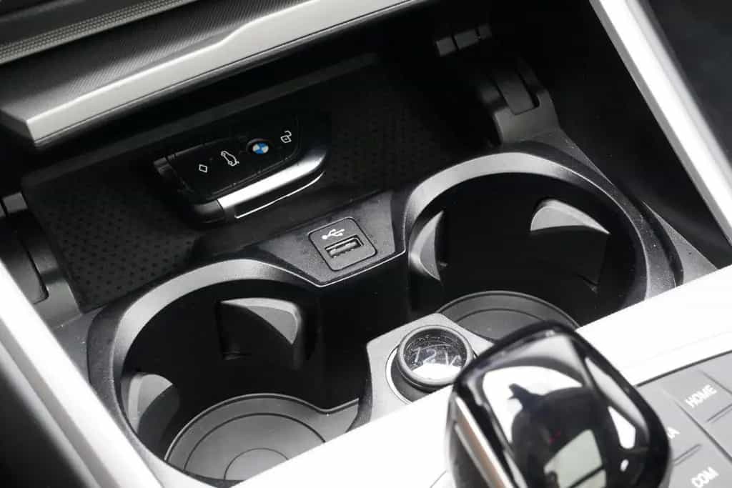 BMW 320 d Touring Panoramadach PDC LED  SHZ DAB 07/2022-photo-30