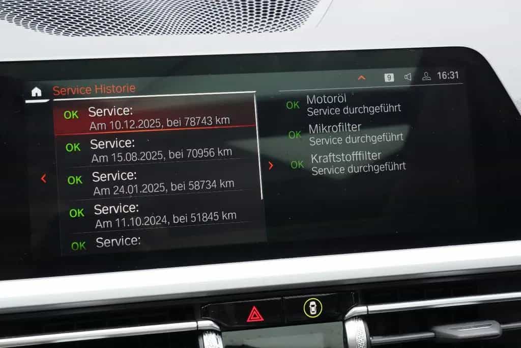 BMW 320 d Touring Panoramadach PDC LED  SHZ DAB 07/2022-photo-34
