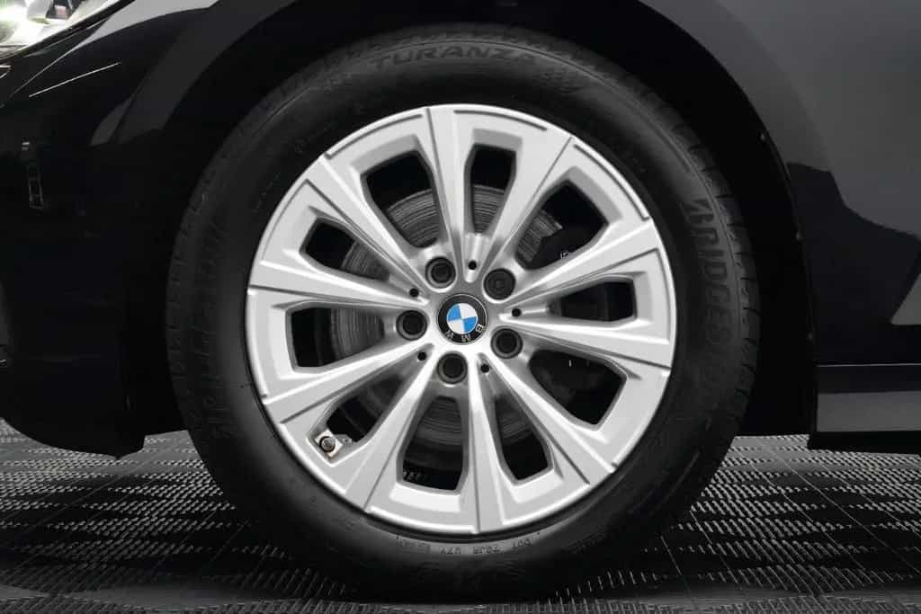 BMW 320 d Touring Panoramadach PDC LED  SHZ DAB 07/2022-photo-38
